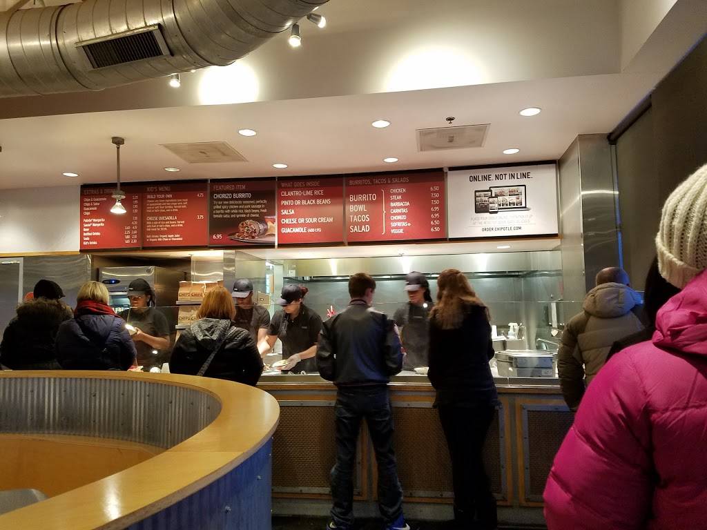 Chipotle Mexican Grill | restaurant | 3425 Vicksburg Ln N Ste 100, Plymouth, MN 55447, USA | 7635190063 OR +1 763-519-0063