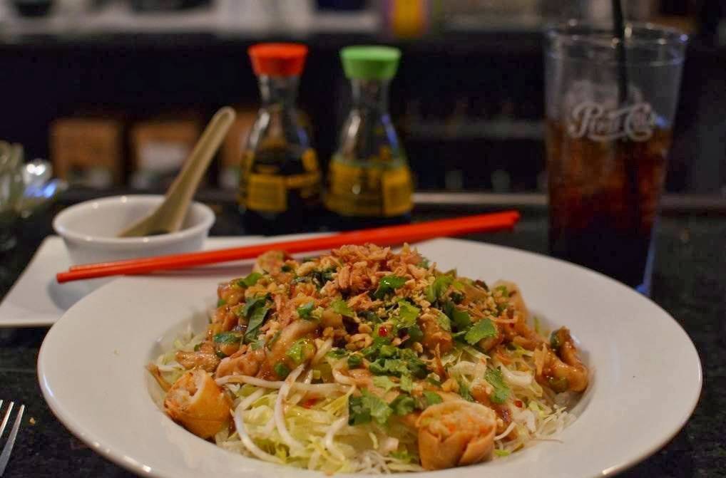 Asian Bistro | restaurant | 1318 S Main St, Wake Forest, NC 27587, USA | 9194358880 OR +1 919-435-8880