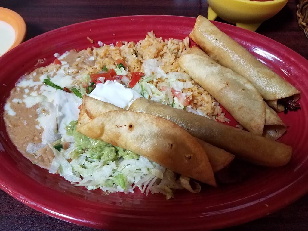 El Toro II | restaurant | 723 S Neil St, Champaign, IL 61820, USA | 2173787807 OR +1 217-378-7807