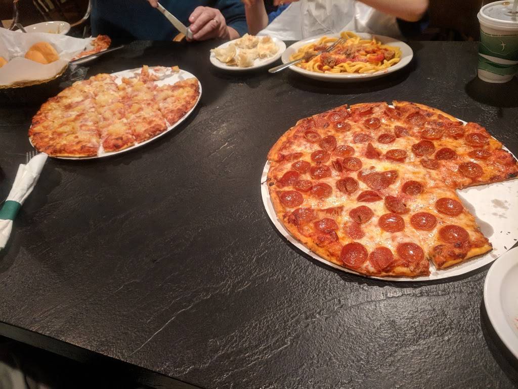 Iaconos Pizza & Restaurant | restaurant | 4452 Kenny Rd, Columbus, OH 43220, USA | 6144510234 OR +1 614-451-0234