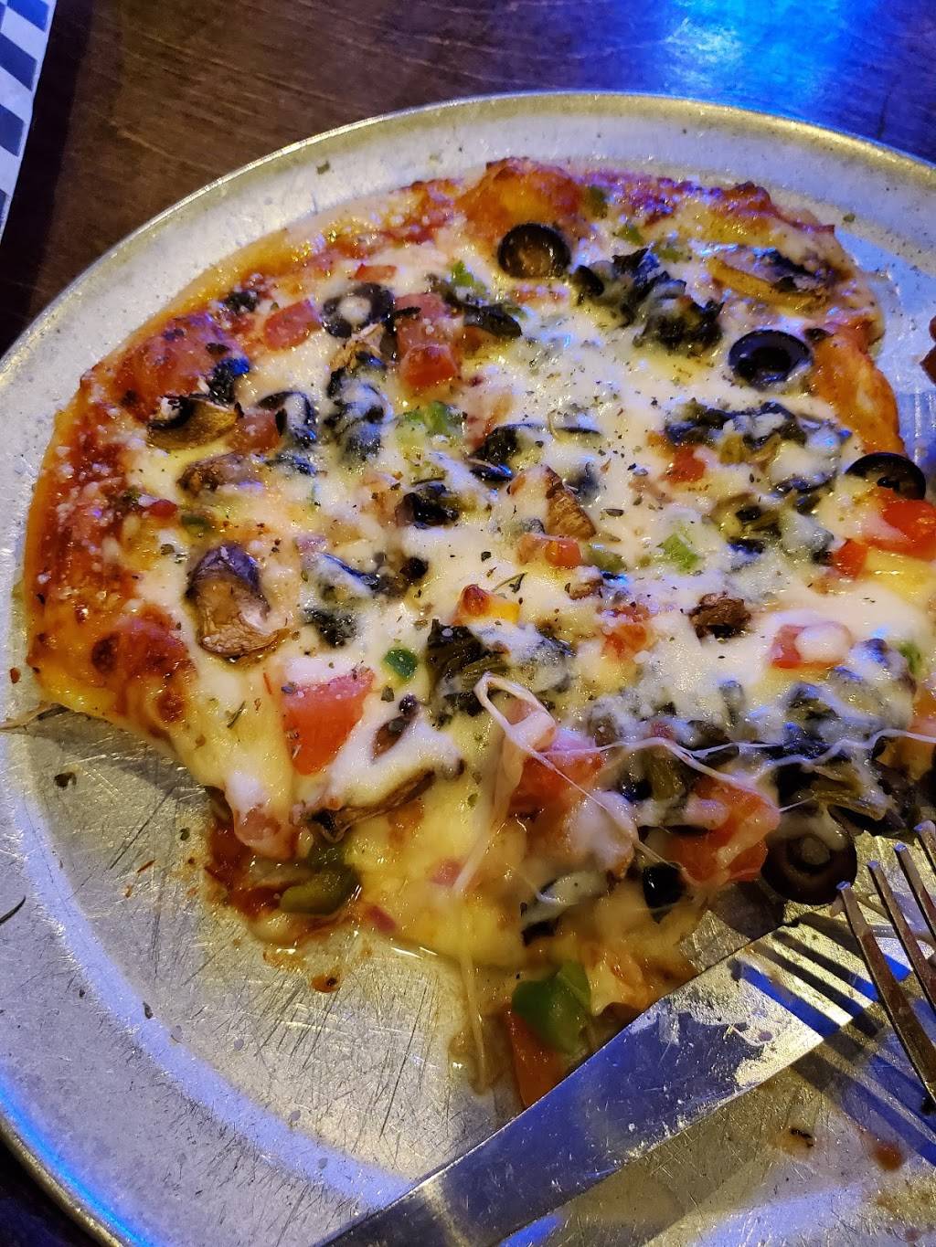 Little Italys Pizza & Pints | restaurant | 1924 11th Ave S, Birmingham, AL 35205, USA | 2052245775 OR +1 205-224-5775