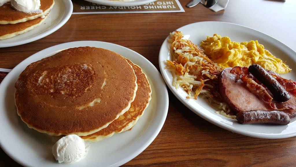 Dennys | restaurant | 3950 Waterloo Rd, Stockton, CA 95215, USA | 2099311622 OR +1 209-931-1622