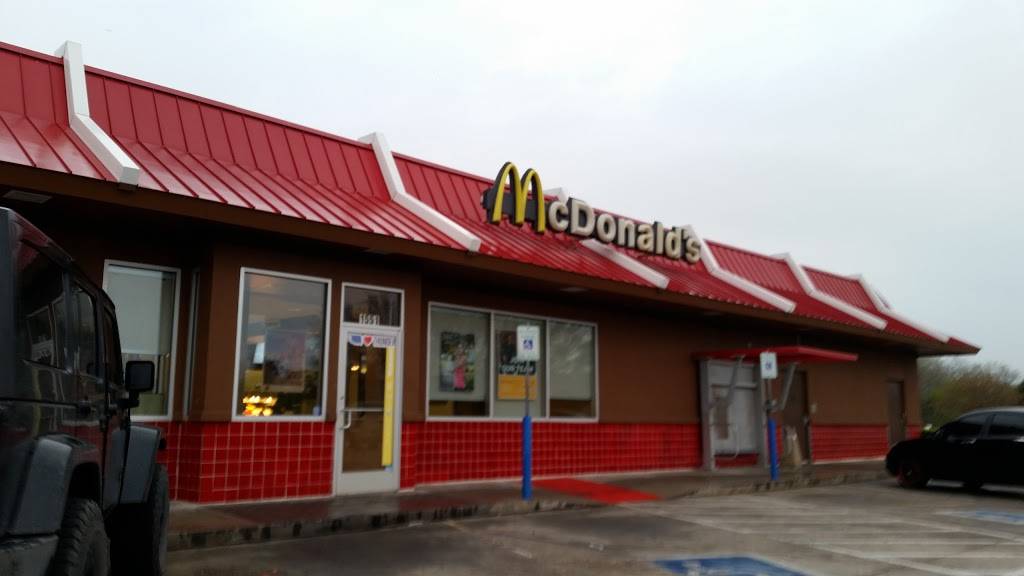 McDonalds | cafe | 1551 Ann Branden Blvd, Norman, OK 73071, USA | 4053605676 OR +1 405-360-5676