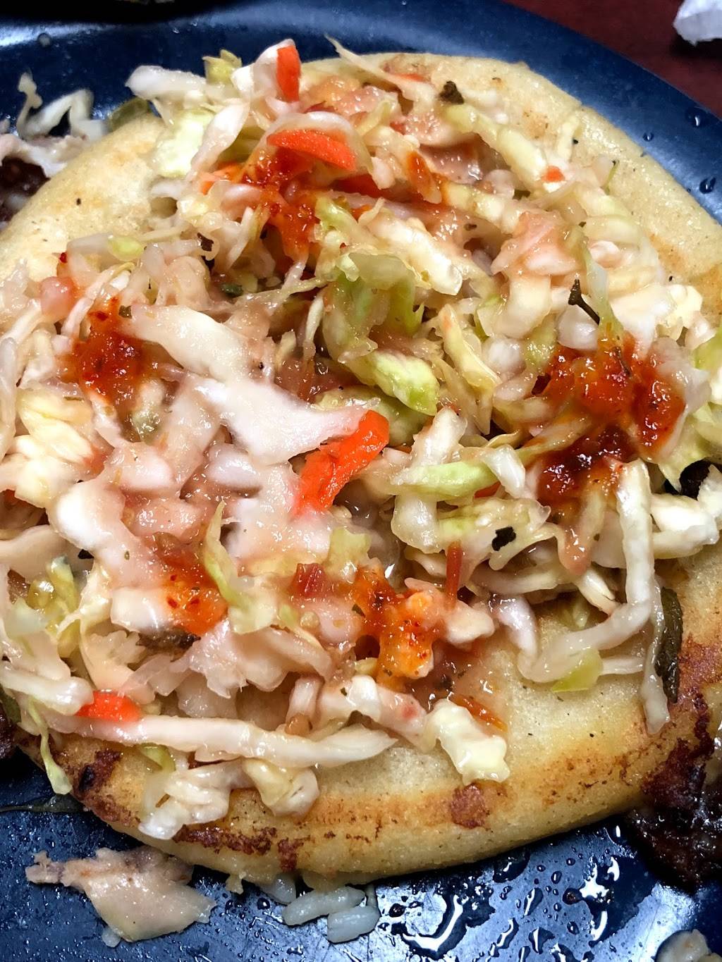 Pupuseria El Chalet | restaurant | 8689 Sierra Ave c, Fontana, CA 92335, USA | 9093579949 OR +1 909-357-9949