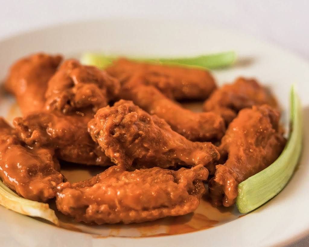 Umbertos of Oyster Bay | meal takeaway | 25 E Main St, Oyster Bay, NY 11771, USA | 5169220434 OR +1 516-922-0434