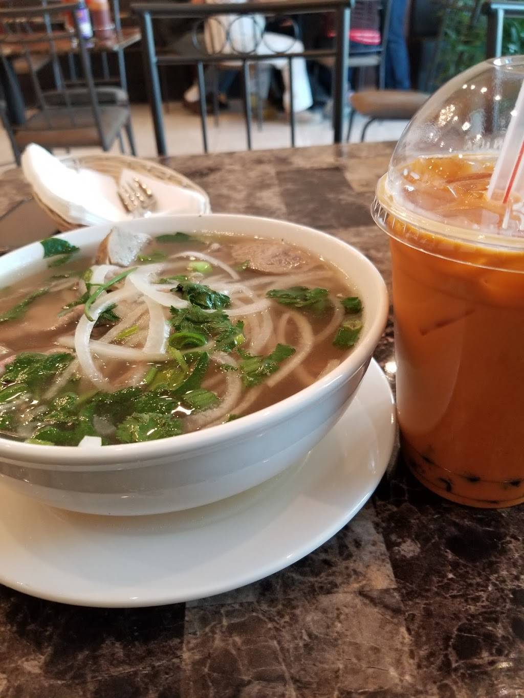 Pho 62 Grill and Noodle | restaurant | 1420 S Riverside Ave, Rialto, CA 92376, USA | 9094214887 OR +1 909-421-4887