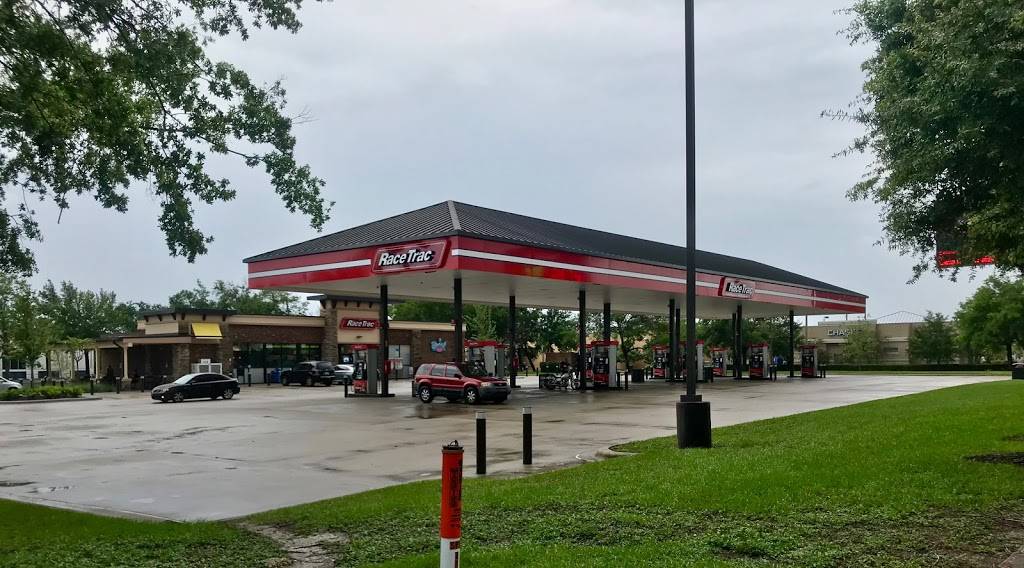 RaceTrac | bakery | 7235 University Blvd, Winter Park, FL 32792, USA | 4076733109 OR +1 407-673-3109