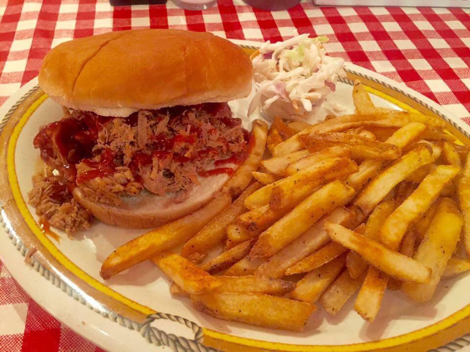 Pratts BBQ, Catering & Honey Glazed Hams | restaurant | 4126, 1225 E Stone Dr, Kingsport, TN 37660, USA | 4232462500 OR +1 423-246-2500