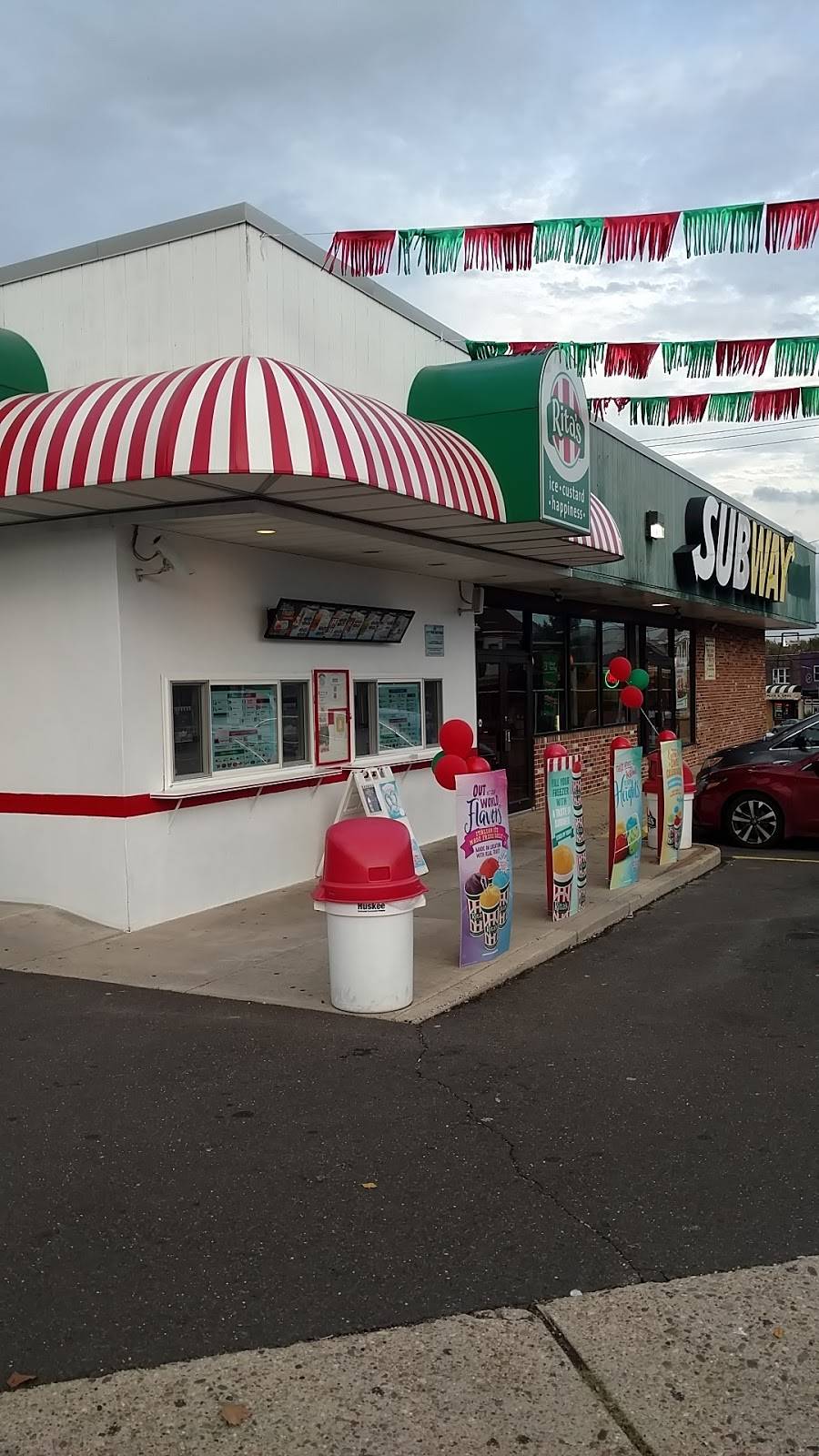 Ritas Italian Ice & Frozen Custard | restaurant | 6200 A Frankford Ave, Philadelphia, PA 19135, USA | 2155332242 OR +1 215-533-2242