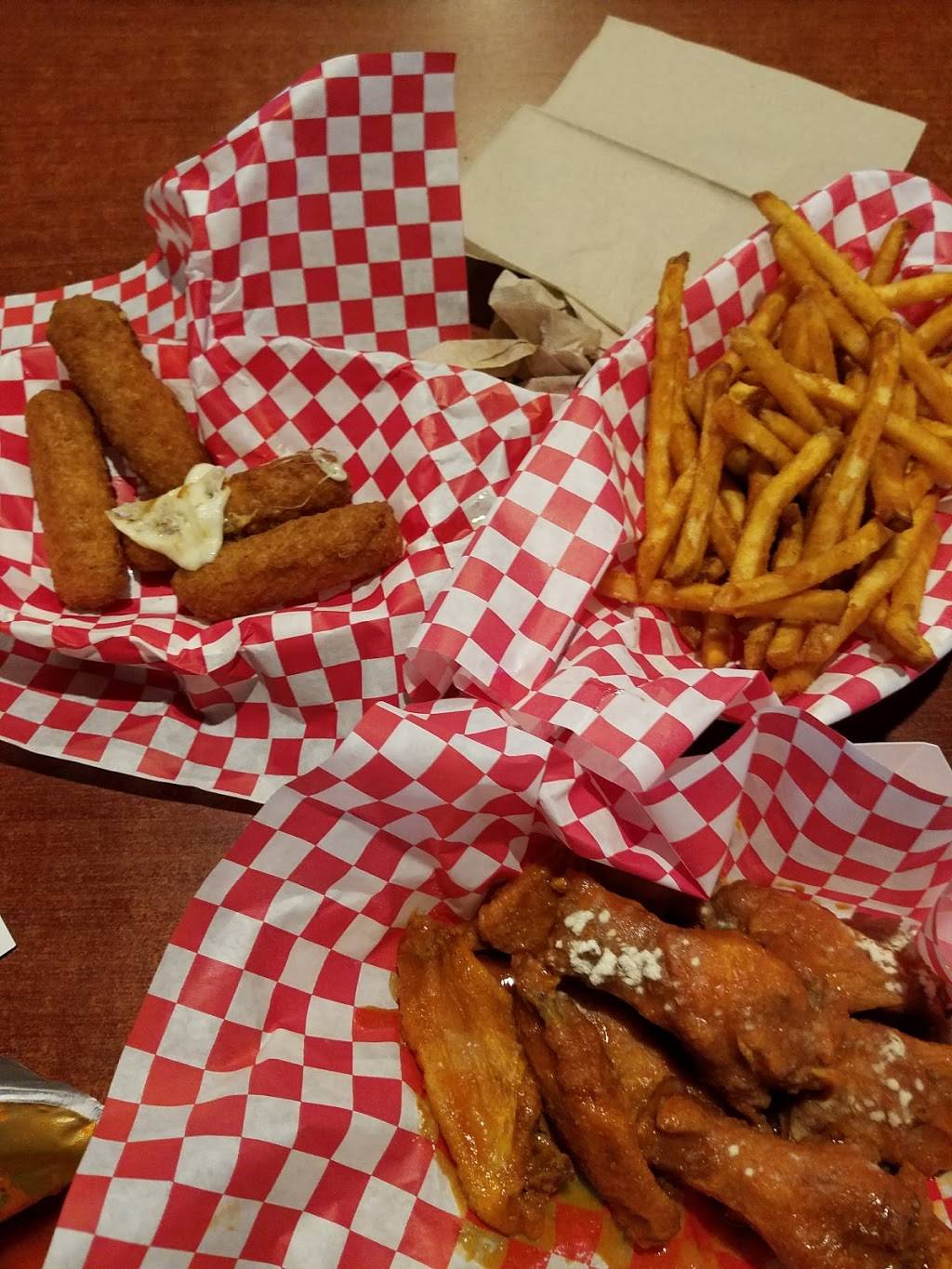 Wings N Ale | restaurant | 154 Ellis Ave, Lexington, SC 29072, USA | 8033594475 OR +1 803-359-4475