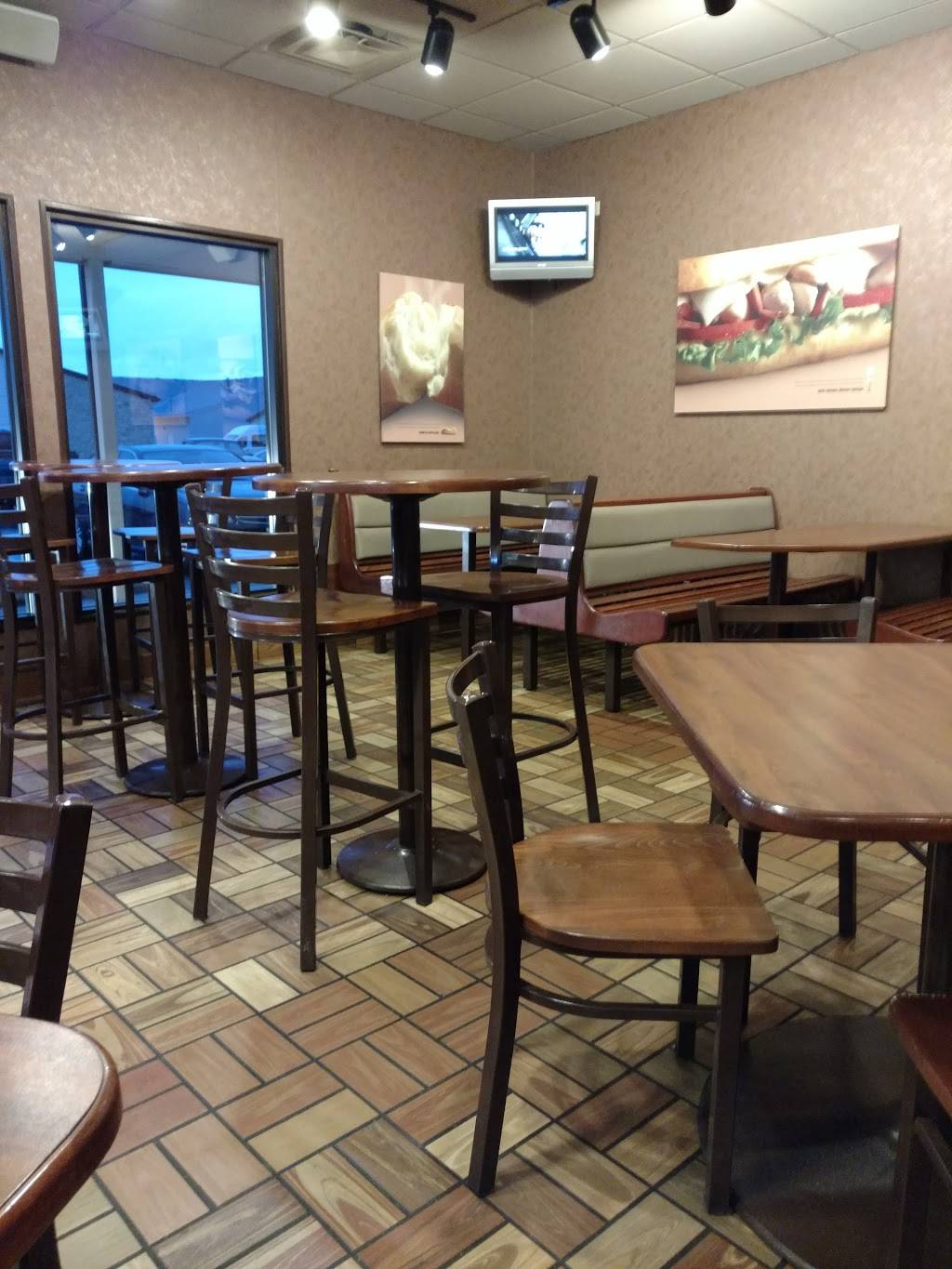 Penn Station East Coast Subs | meal takeaway | 3313 N Everbrook Ln #5271, Muncie, IN 47304, USA | 7652847366 OR +1 765-284-7366