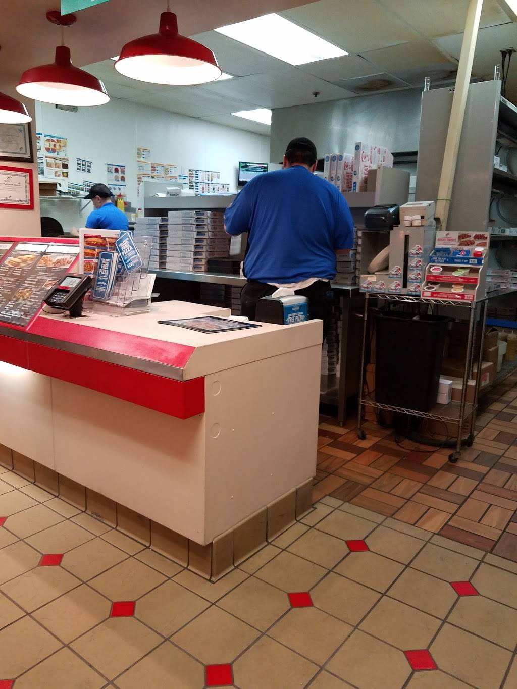 Dominos Pizza | meal delivery | 1075 S Mission Rd Ste B, Fallbrook, CA 92028, USA | 7607281223 OR +1 760-728-1223