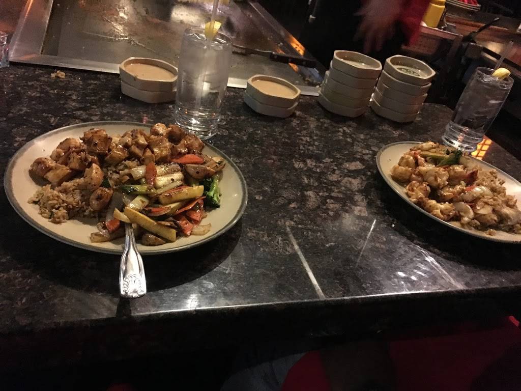 Willow Lake East | shopping mall | 2402 Lake Cir Dr, Indianapolis, IN 46268, USA | 5136861600 OR +1 513-686-1600