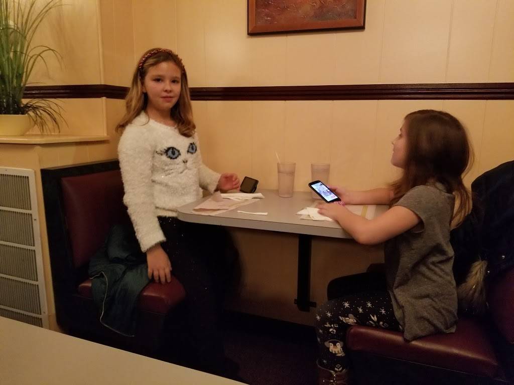 Kensington Pizza | restaurant | 366 Main St, Kensington, CT 06037, USA | 8608280949 OR +1 860-828-0949