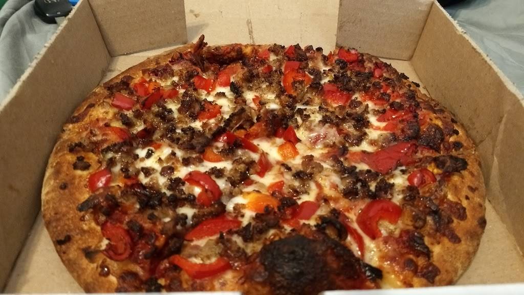 Olive Oils Pizzeria | restaurant | 552 Interstate Hwy 30 #301, Garland, TX 75043, USA | 9722269777 OR +1 972-226-9777