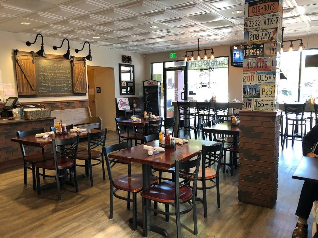 Gus Cafe & Grill | restaurant | 722 Village Ct, Santa Rosa, CA 95405, USA | 7075452212 OR +1 707-545-2212