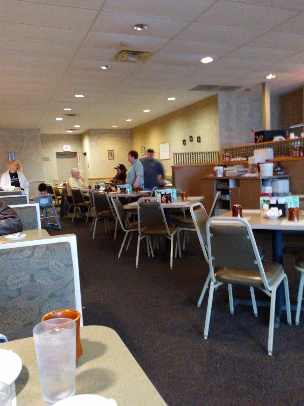 New Beginnings Restaurant | restaurant | 25 68th Ave, Coopersville, MI 49404, USA | 6168379040 OR +1 616-837-9040