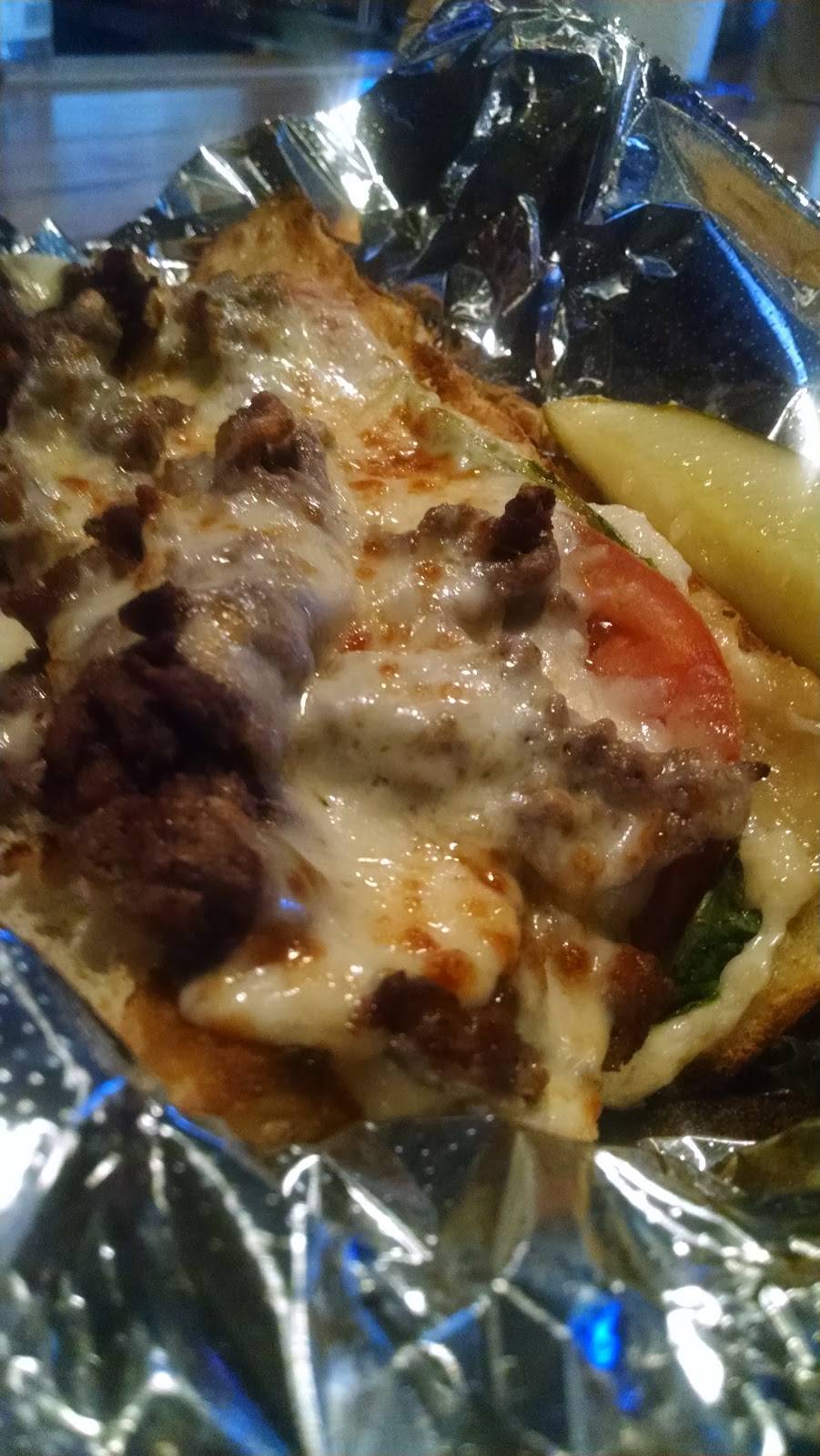 The Roadside Bar & Grill | restaurant | 2187 McIntyre Rd, McIntyre, PA 15756, USA | 7247268102 OR +1 724-726-8102