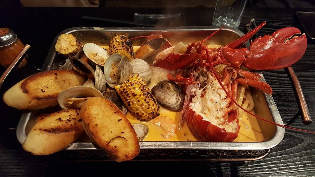 Wu Er by WOW Barbecue | restaurant | 320 Washington St, Brookline, MA 02445, USA | 6175668858 OR +1 617-566-8858