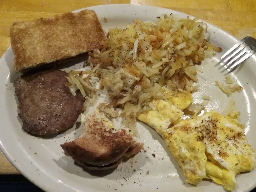 Club 2000 | restaurant | 422 Indianola Rd, Des Moines, IA 50315, USA | 5152459769 OR +1 515-245-9769