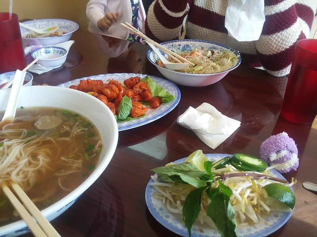 A Chau Restaurant | restaurant | 2231 11th Ave, North St Paul, MN 55109, USA | 6517734181 OR +1 651-773-4181