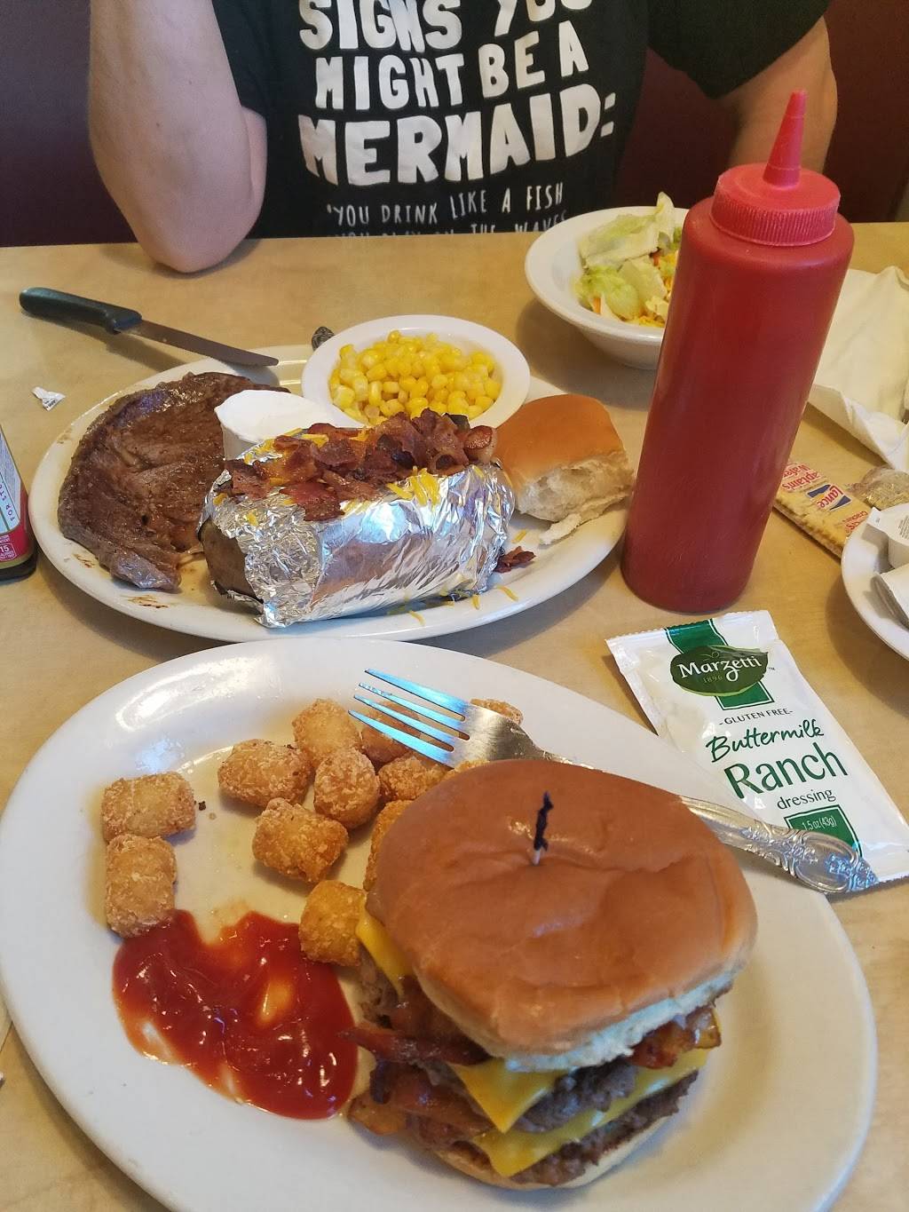 Country Diner | restaurant | 7906 Yochum Rd, Sardinia, OH 45171, USA | 9374463377 OR +1 937-446-3377