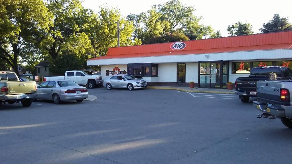 A&W | restaurant | 1106 US-69 N, Forest City, IA 50436, USA | 6415824733 OR +1 641-582-4733
