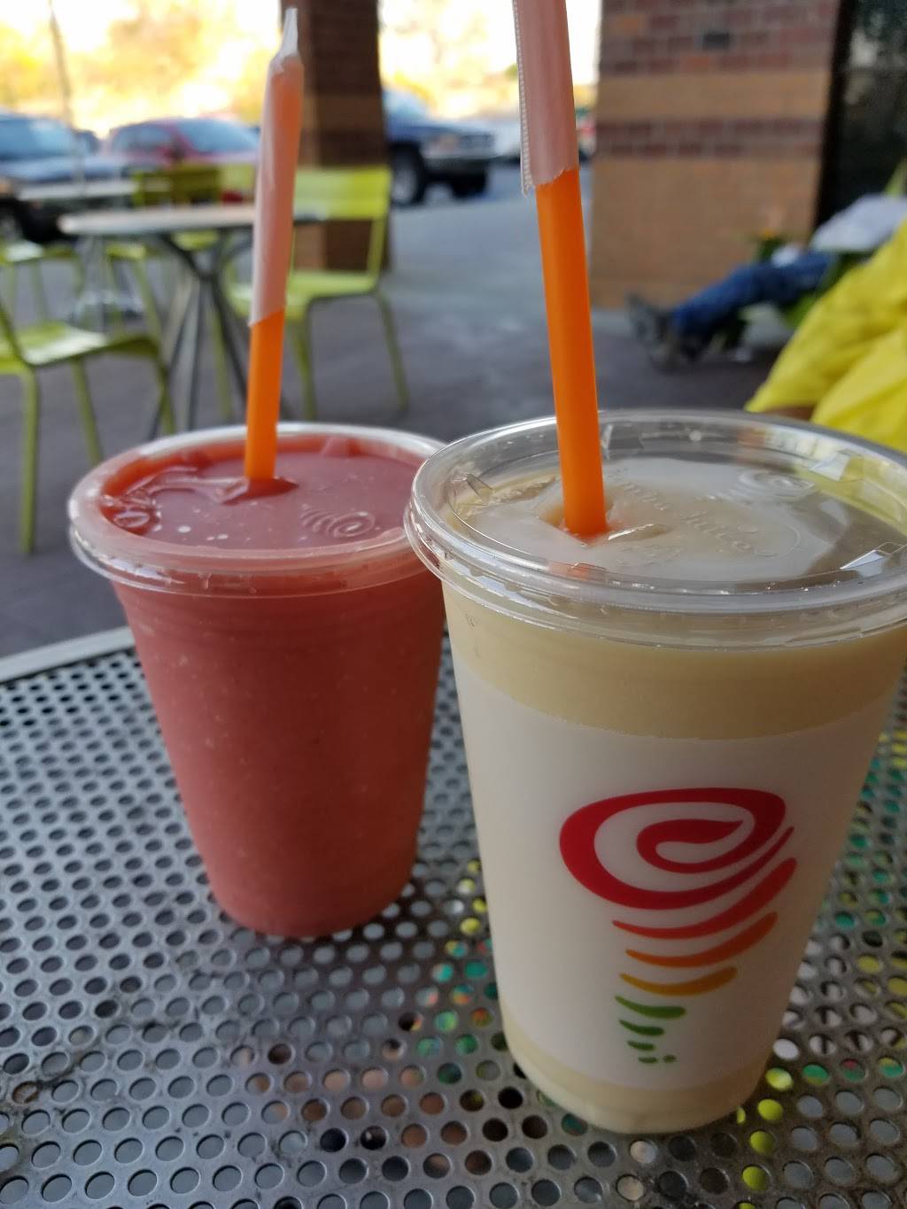Jamba Juice | restaurant | 5761 Christie Ave, Emeryville, CA 94608, USA | 5105960620 OR +1 510-596-0620
