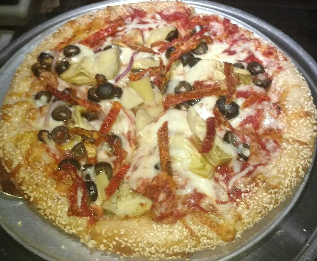 Luigis Original Restaurant | restaurant | 36691 Jefferson Ave, Harrison Charter Township, MI 48045, USA | 5864687711 OR +1 586-468-7711