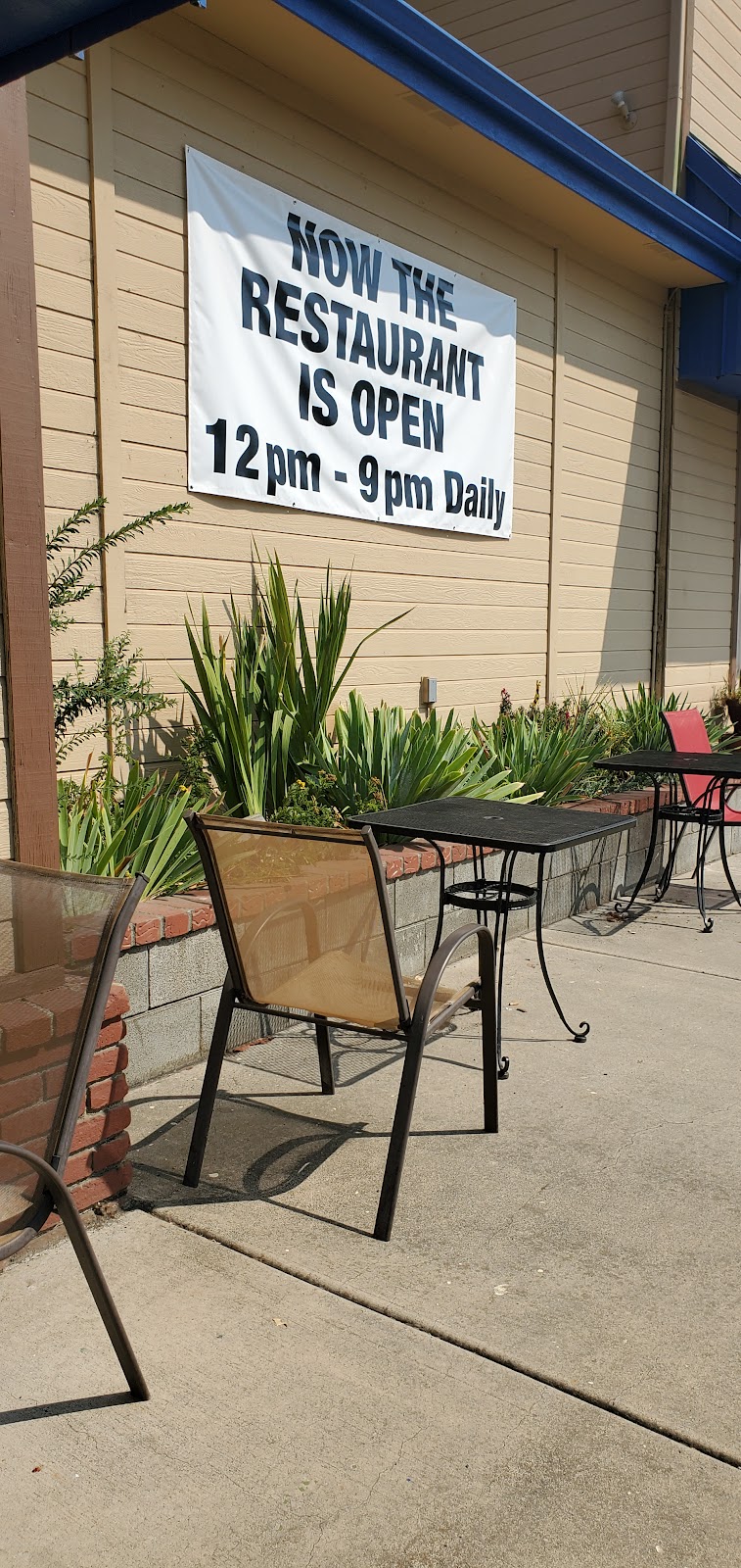 Miguels Family Mexican Restaurant | restaurant | 411 4th Ave, Gold Hill, OR 97525, USA | 5418554296 OR +1 541-855-4296