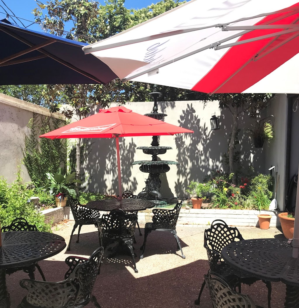 The Guest House Restaurant | restaurant | 201 N Pearl St, Natchez, MS 39120, USA | 6014428848 OR +1 601-442-8848