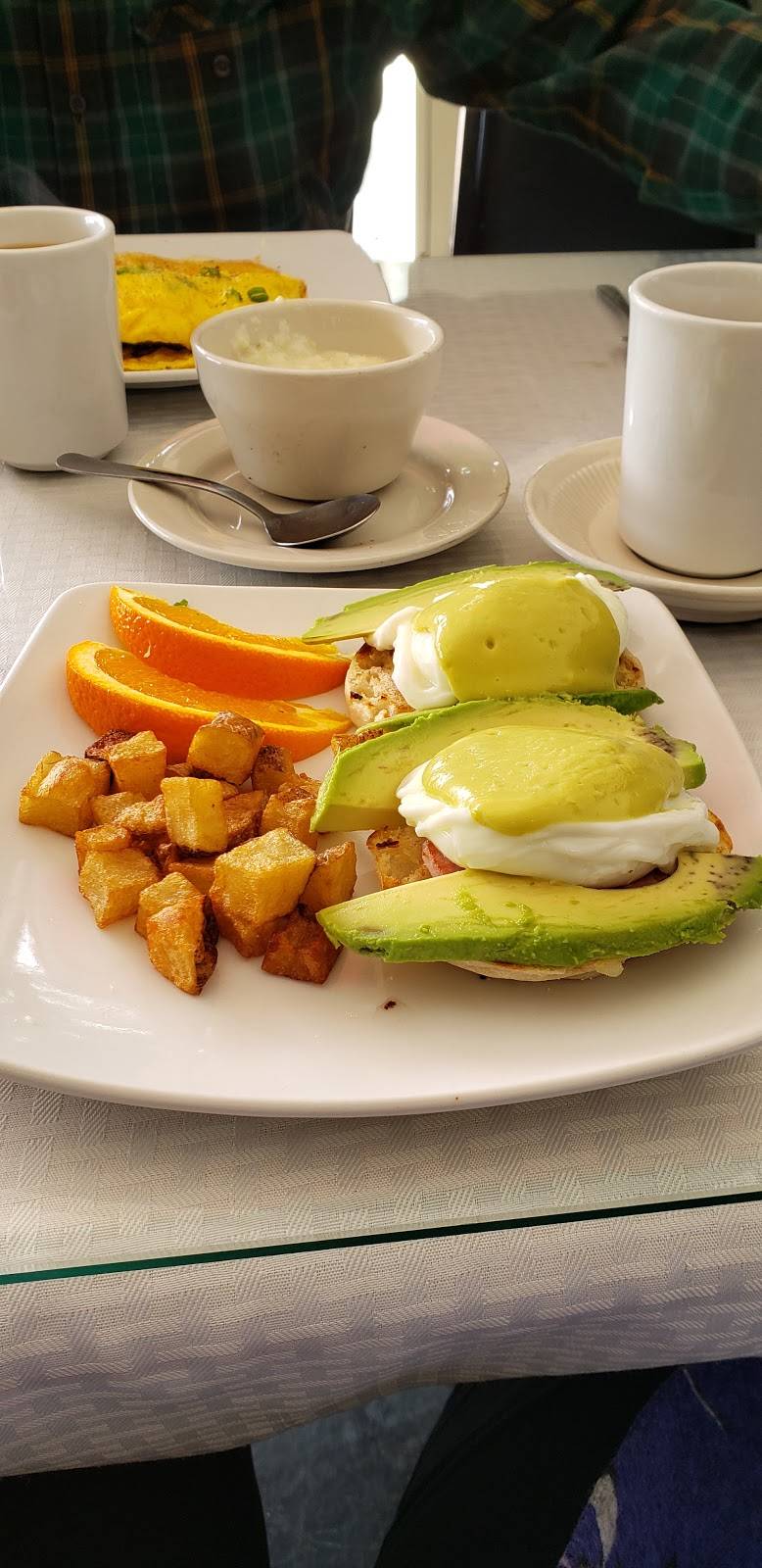 Great American Bar & Grill | restaurant | 2300 Featherstone Rd, Auburn Hills, MI 48326, USA | 2483342222 OR +1 248-334-2222