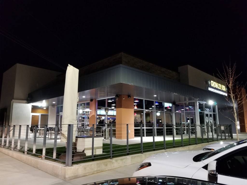 Neighbors Westside Bar and Grill | restaurant | 2101 Vista Oeste NW, Albuquerque, NM 87120, USA | 5058327558 OR +1 505-832-7558