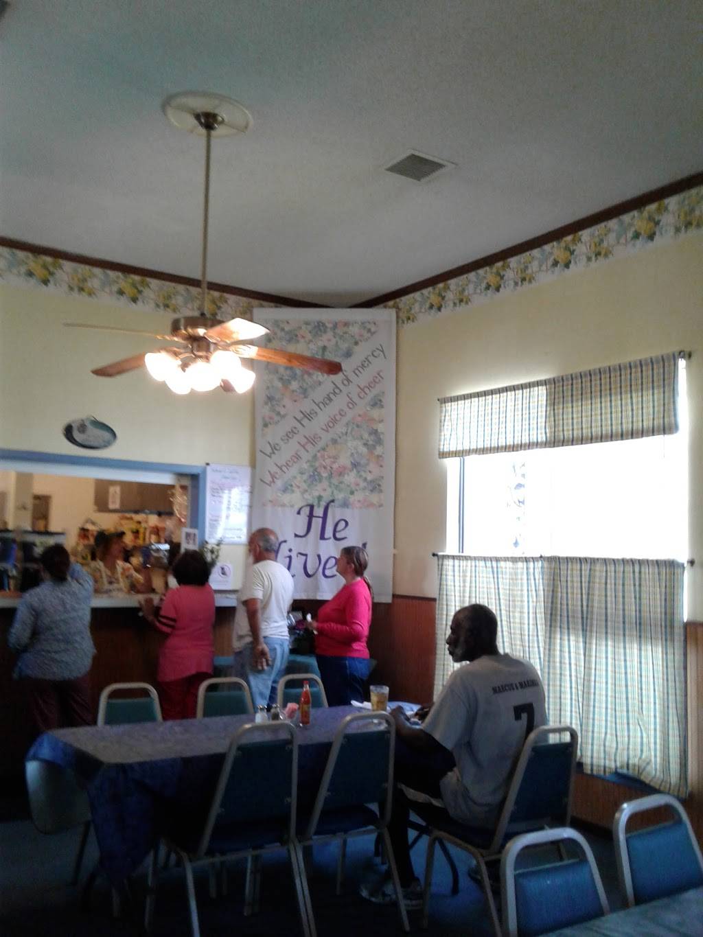 Gospel Cafe | restaurant | 825 S 10th St, Waco, TX 76706, USA | 2547535916 OR +1 254-753-5916