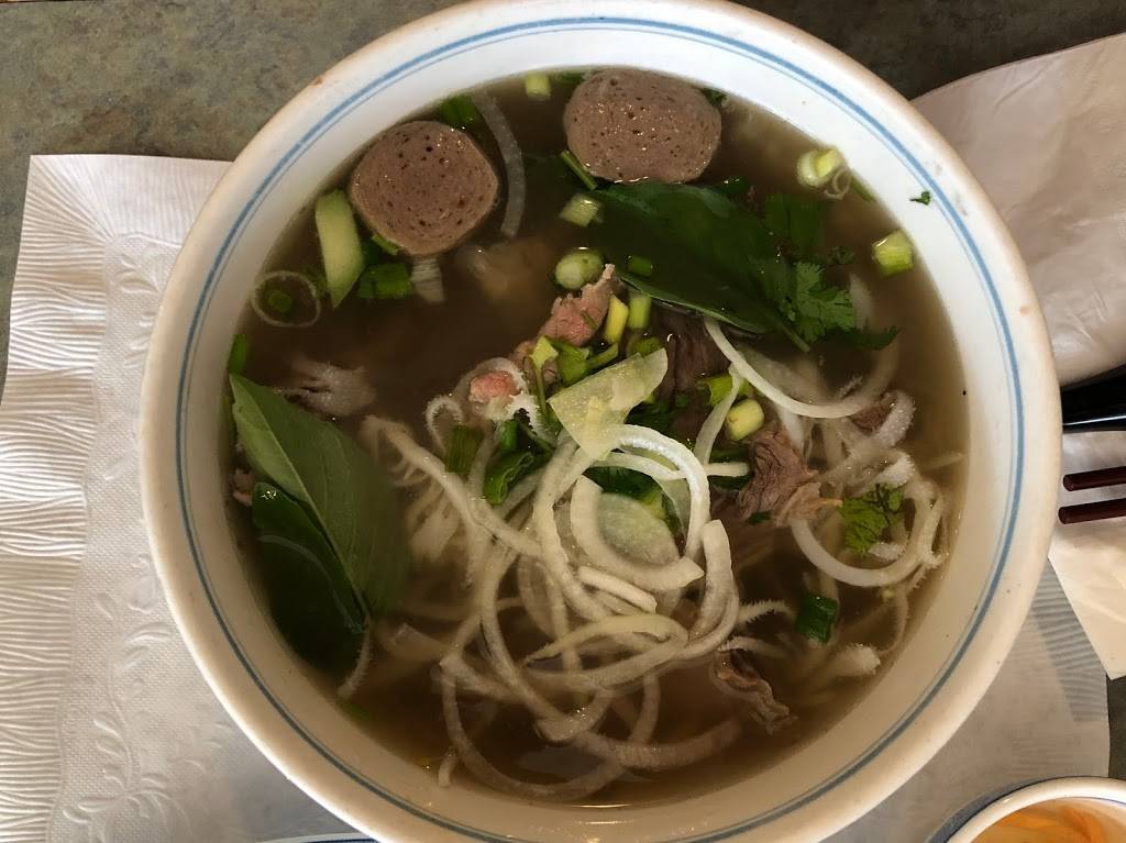 Kim Son Restaurant | restaurant | 3614 Balboa St, San Francisco, CA 94121, USA | 4152213811 OR +1 415-221-3811