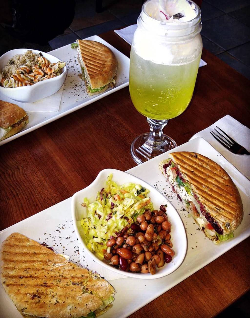 Café Choco-Latté | cafe | 1870 Av Dollard, LaSalle, QC H8N 1T8, Canada | 5143636060 OR +1 514-363-6060