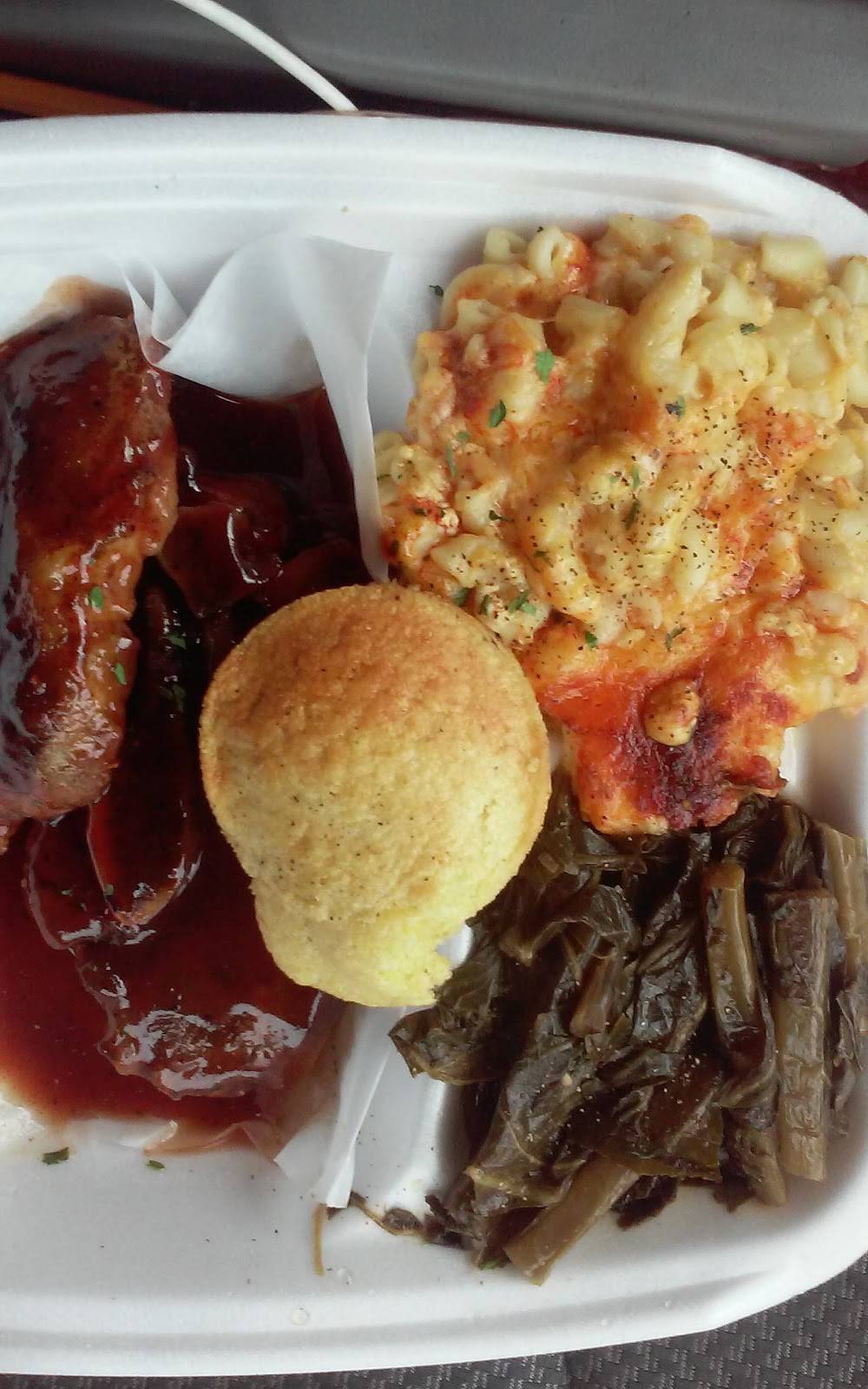 Heights Soul Food and Grill | restaurant | 2238 Lee Rd, Cleveland Heights, OH 44118, USA | 2167271689 OR +1 216-727-1689