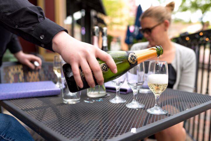 Grapes in a Glass | restaurant | 575 Market Ave N #1545, Canton, OH 44702, USA | 3304539463 OR +1 330-453-9463