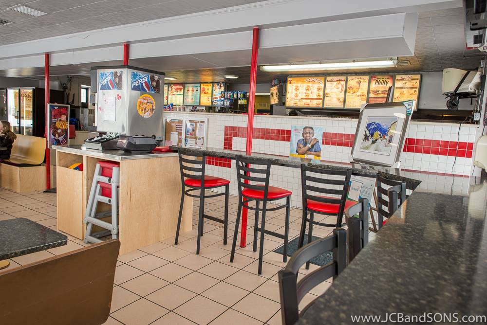 Dairy Queen | restaurant | 160 Mitchell Rd S, Listowel, ON N4W 2B3, Canada | 5192911401 OR +1 519-291-1401