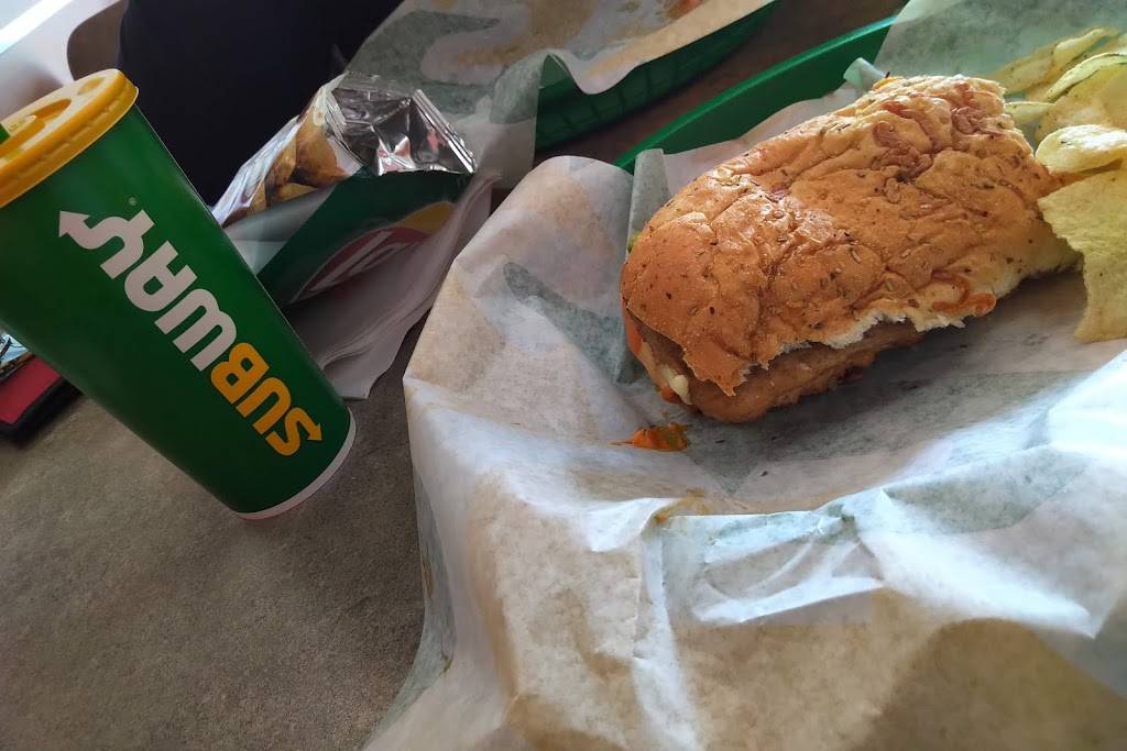 Subway Restaurants | restaurant | 8445 Freeport Pkwy, Irving, TX 75063, USA | 9729293630 OR +1 972-929-3630