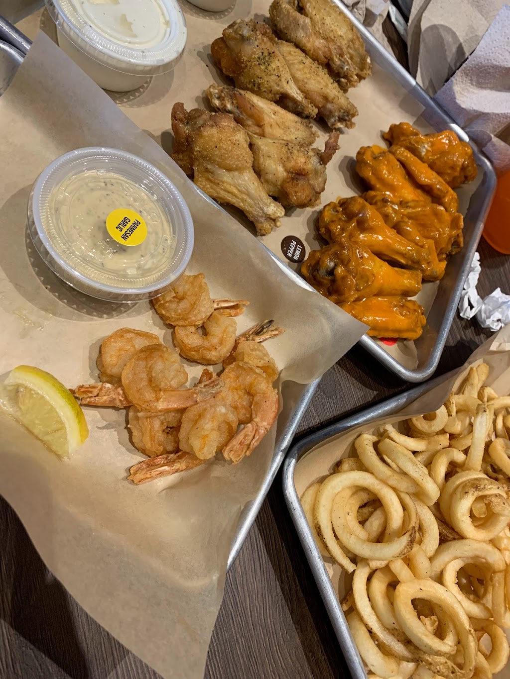 Hoots Wings | restaurant | 2951 S Buckner Blvd suite 300, Dallas, TX 75227, USA | 9725980994 OR +1 972-598-0994