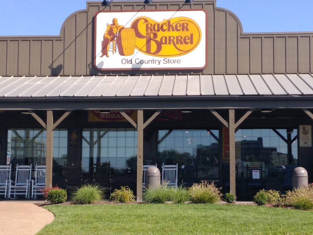 Cracker Barrel Old Country Store | restaurant | 3304 Clark Ln, Columbia, MO 65202, USA | 5734749977 OR +1 573-474-9977