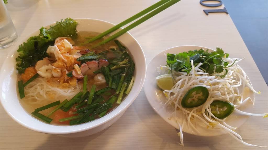 Gạo Bistro | restaurant | 1630 Pleasant Hill Rd # 190, Duluth, GA 30096, USA | 7709250750 OR +1 770-925-0750