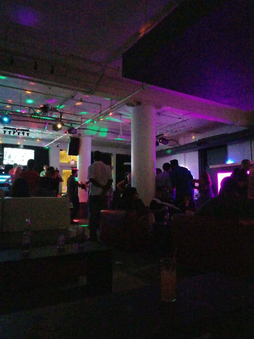 Therapy Cafe | night club | 452 E 3rd St, Dayton, OH 45402, USA | 9374614000 OR +1 937-461-4000