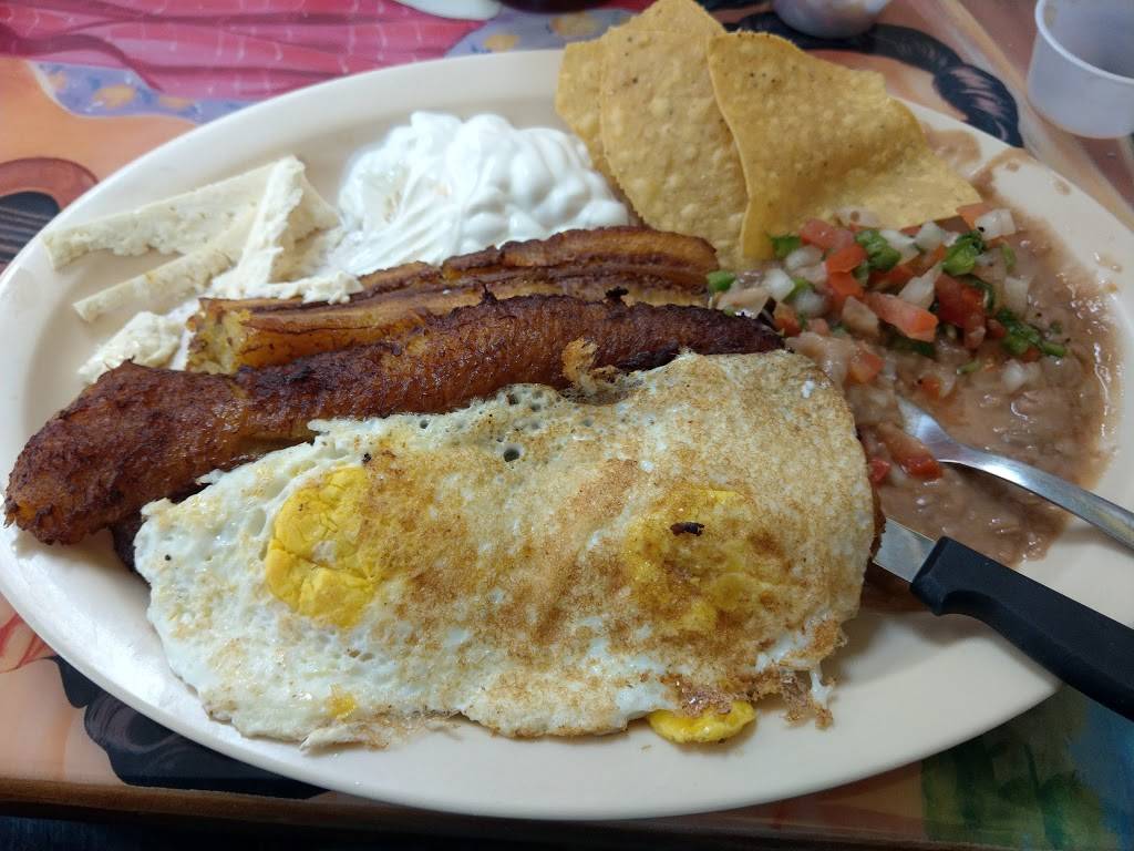 Tacos y Salsas | restaurant | 2284 S Chambers Rd, Aurora, CO 80014, USA | 3032831616 OR +1 303-283-1616