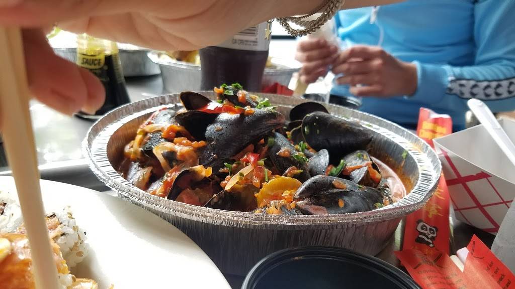 The Reel Kitchen | restaurant | 112 Main St, Kings Park, NY 11754, USA | 6314604175 OR +1 631-460-4175