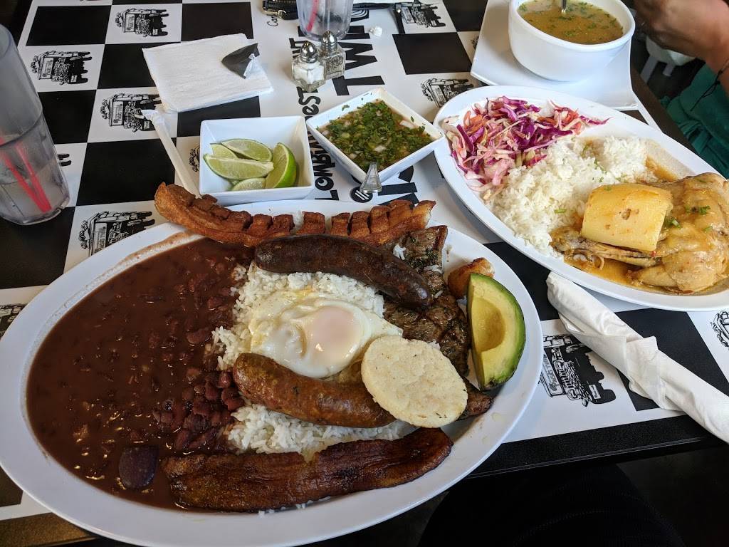 PaisasTwin Restaurant | restaurant | 9430 Richmond Ave, Houston, TX 77063, USA | 7137899292 OR +1 713-789-9292