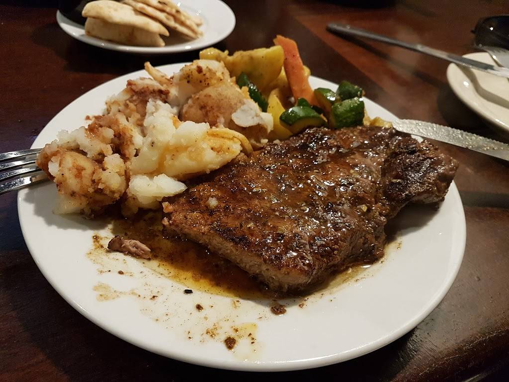 Old Towne Grill and Seafood | restaurant | 229 King St, Charleston, SC 29401, USA | 8437238170 OR +1 843-723-8170