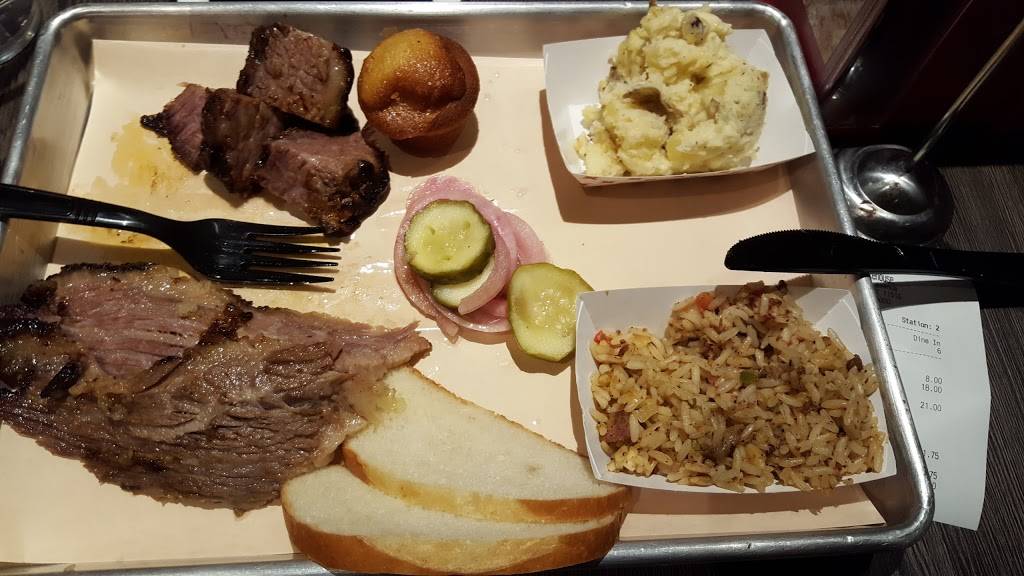 Graze Smokehouse | restaurant | 529 Central Ave, Cedarhurst, NY 11516, USA | 5168285000 OR +1 516-828-5000