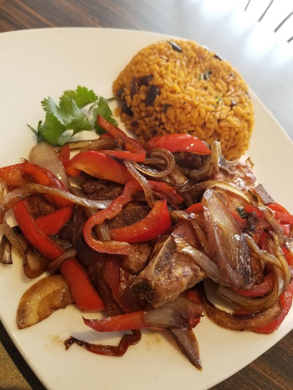 Mi Patria Restaurant | restaurant | 27 E Broad St, West Hazleton, PA 18202, USA | 5704974055 OR +1 570-497-4055